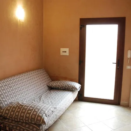 Alba Sarda إيغليزياس